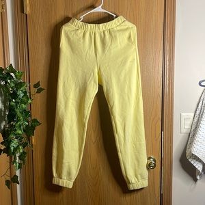 Hollister High Rise Joggers in Pastel Yellow